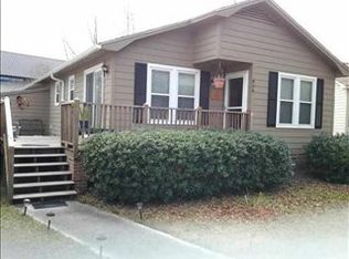 806 Main Sail Ct, Murrells Inlet, SC 29576