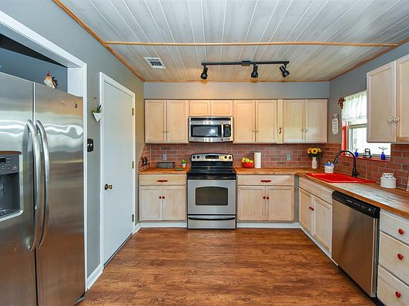 4th image of 5418 Novak Ct