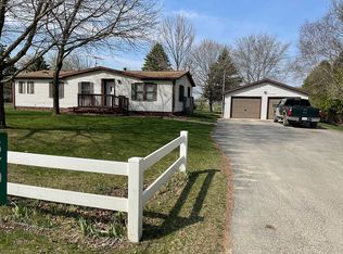 5701 N Rich Rd, Alma, MI 48801