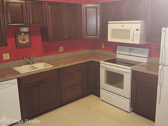 5th image of 4533 Woodland Ave Unit 4