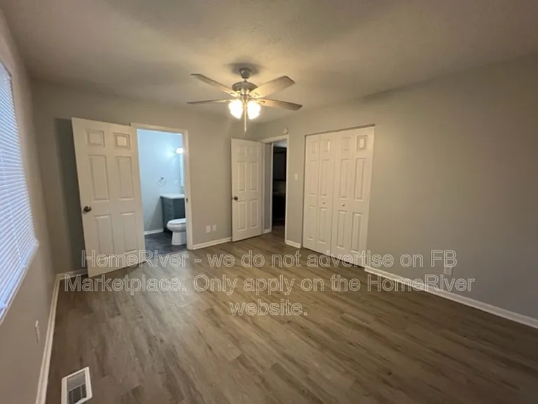 809 Spring Valley Dr — Photo 17