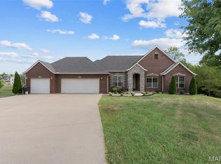 136 Calera Rd, Cape Girardeau, MO 63701