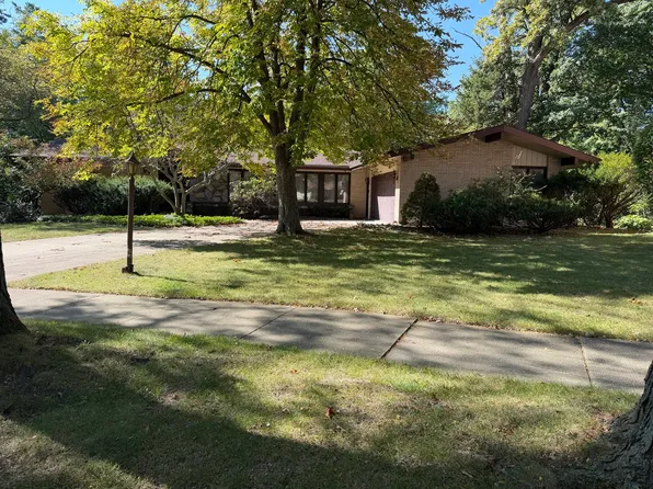 17324 Greenwood Ave, Dolton, IL 60473