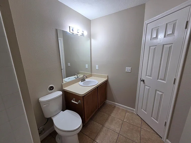 4702 Pin Oak Creek Ln — Photo 21