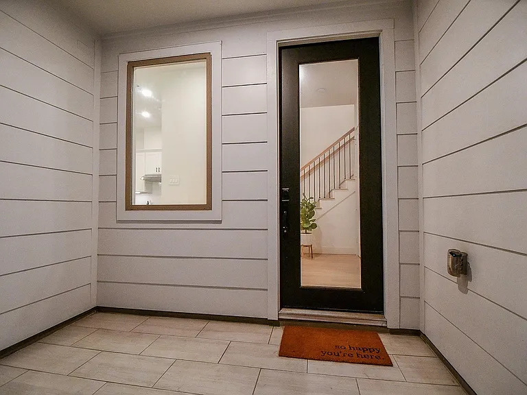 4403 Greeley St — Photo 3