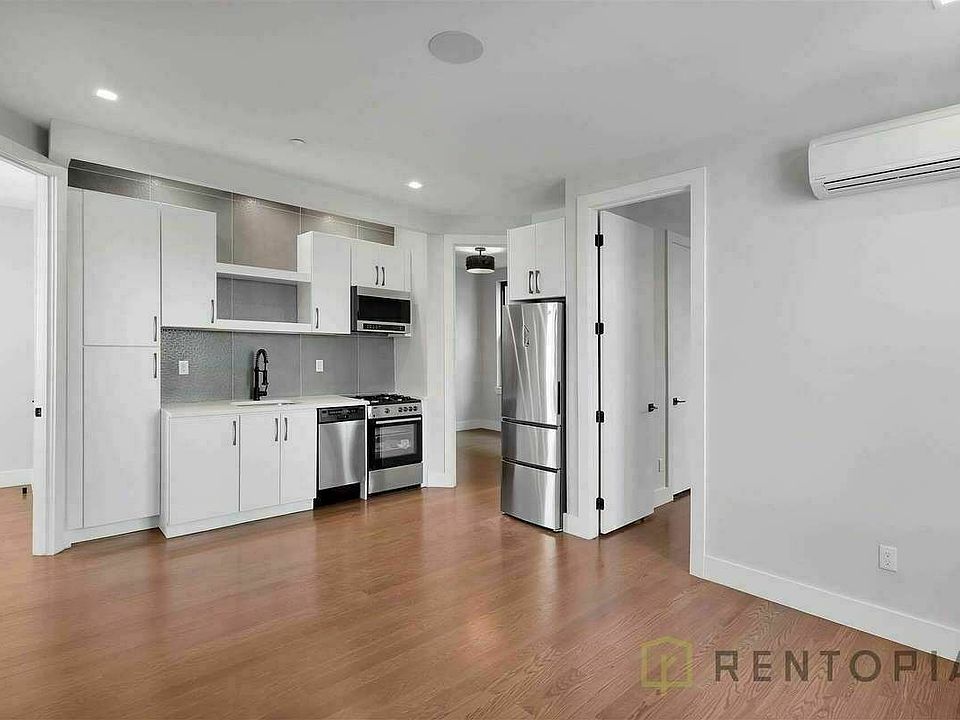 1st image of 88 Manhattan Ave #301