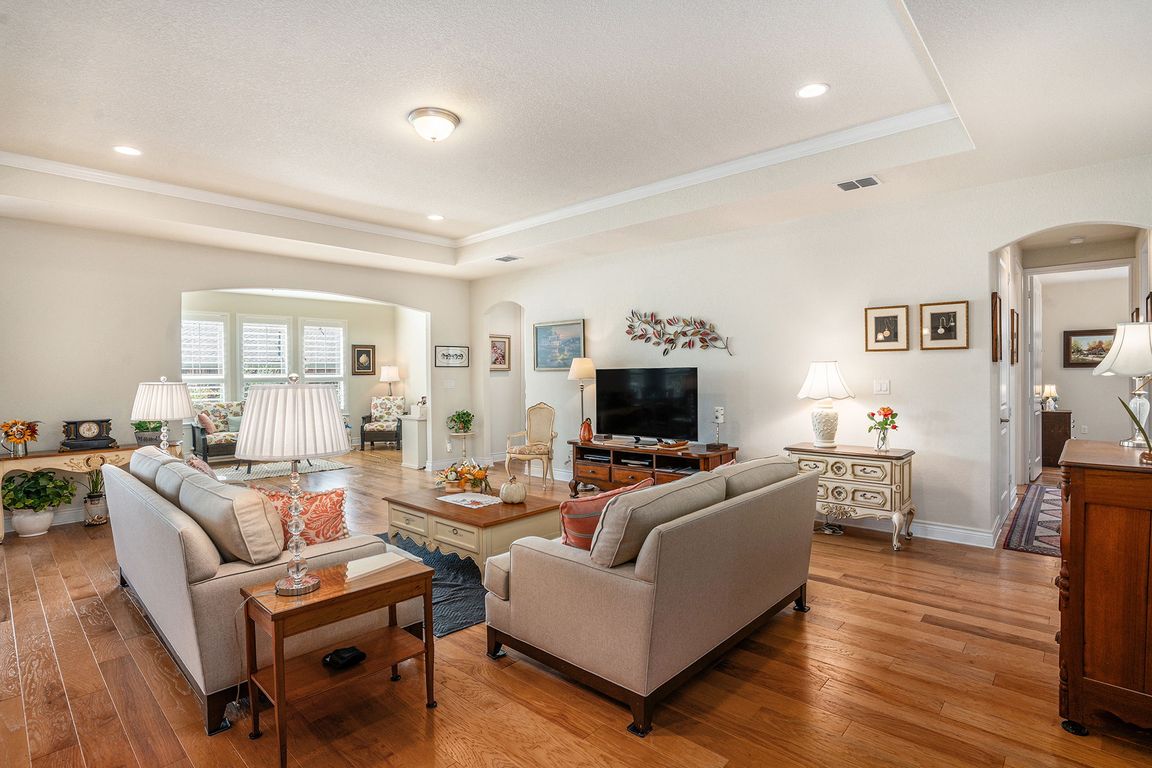 next background image