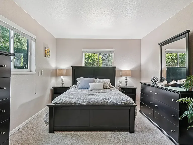 Aspenleaf Apartments — Photo 6