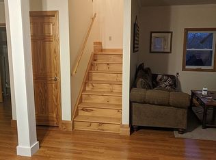 3103 W Shore Rd, Alburgh, VT 05440