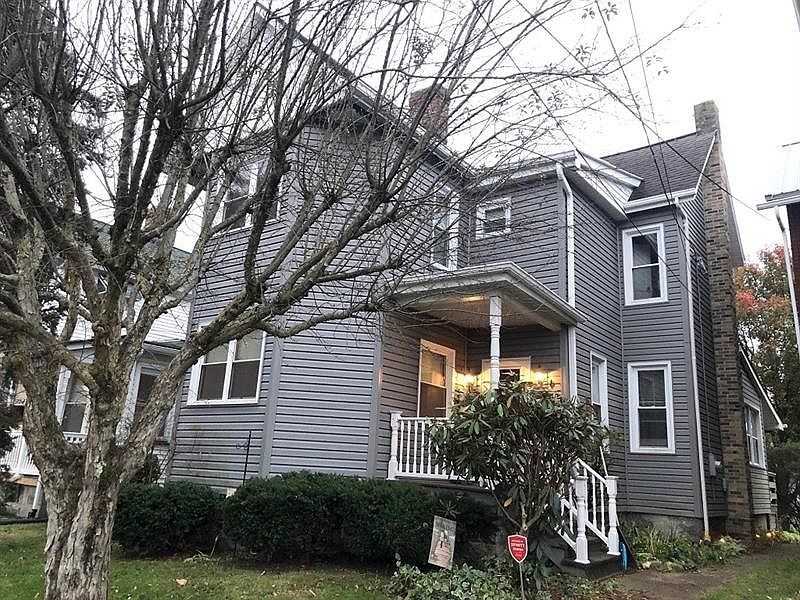 1st image of 282 S Stewart St