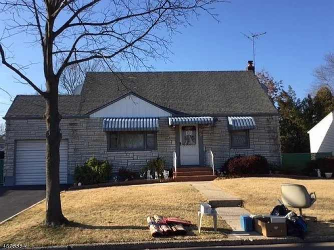 408 Amherst Rd photo 1