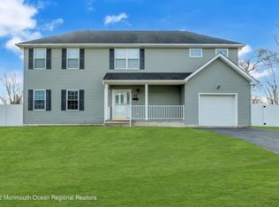 52 Ashwood Dr, Brick, NJ