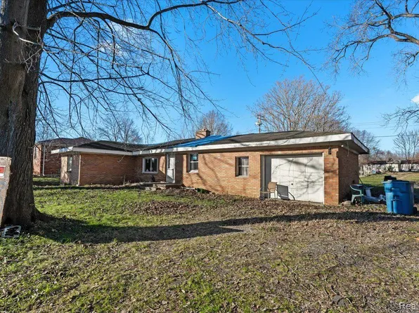 5424 Oakville Waltz Rd, Belleville, MI 48164
