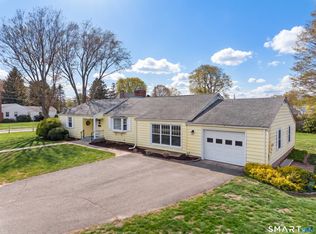 46 Lynde Street, Old Saybrook, CT 06475