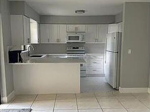2nd image of 4905 Alder Dr APT D