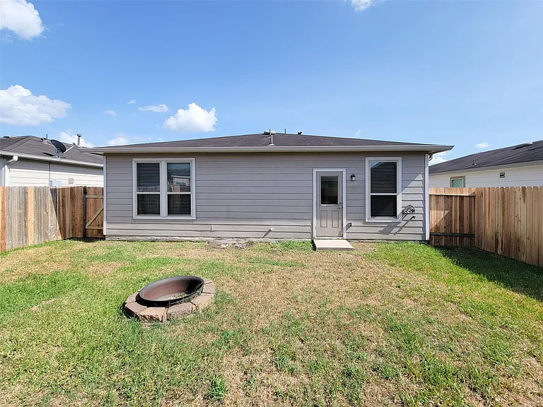 6535 Dayridge Ln — Photo 40