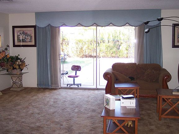 4th image of 5106 Sawyer Ave