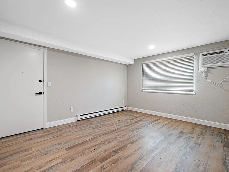 558 Mill St #104 — Photo 11