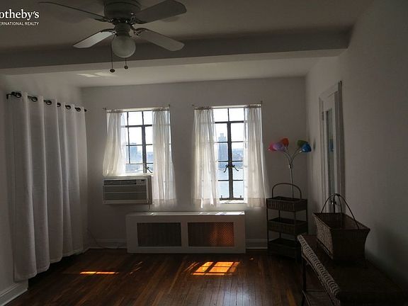 2nd image of 5 Tudor City Pl APT 1626