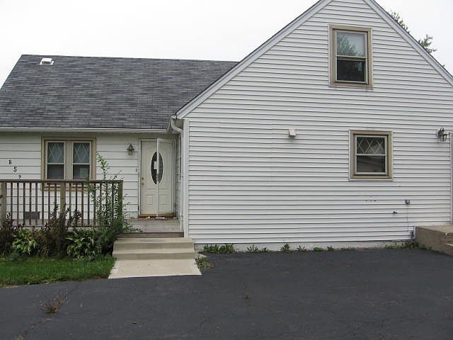 1st image of 852 La Porte Ave