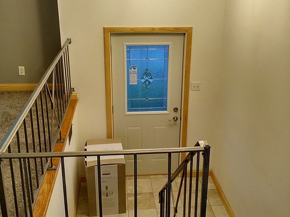 Main entrance landing 