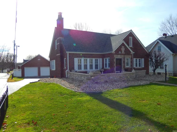 358 W Hillside Ave, Spencer, IN 47460