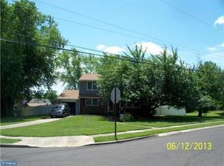 718 Mueller Rd, Warminster, PA 18974