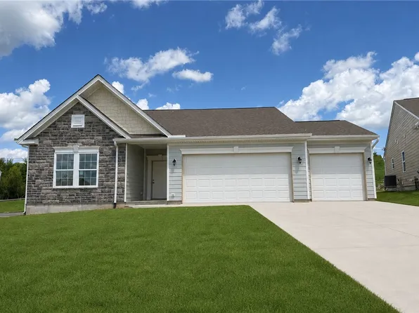 34 Chestnut St, Springboro, OH 45066