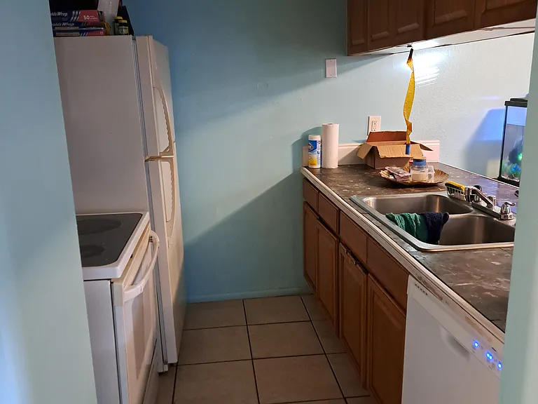 3736 141st Pl N #B — Photo 3