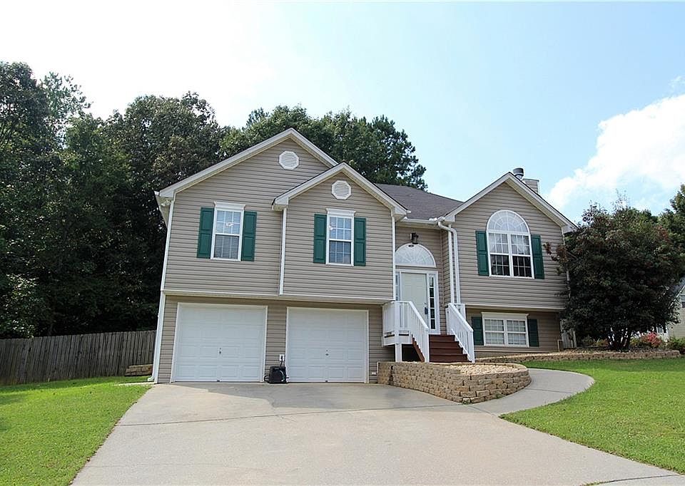 1st image of 22 Woodvine Dr