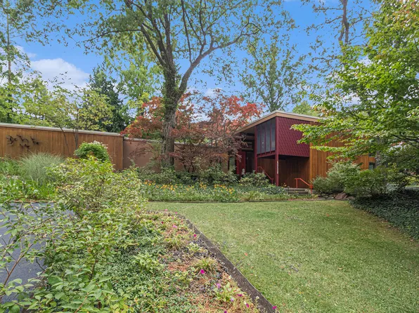 1075 Chestnut St, Ann Arbor, MI 48104