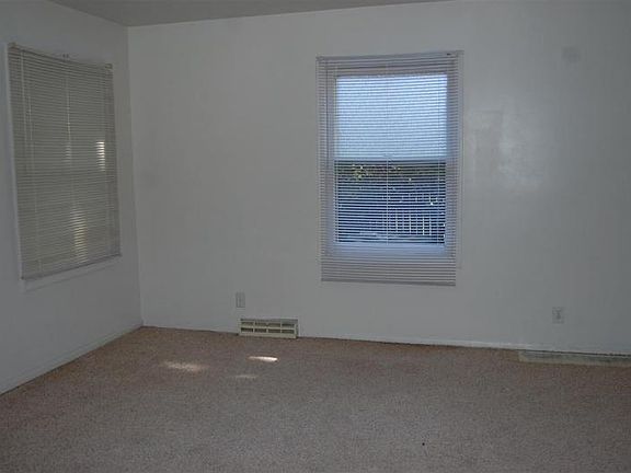 5th image of 1207 S 31st St