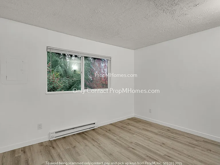 714 9th St — Photo 11