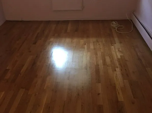 88-03 Pontiac Street image 4 of 6