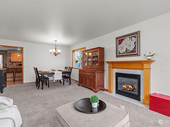 5th image of 1917 147th Street NW