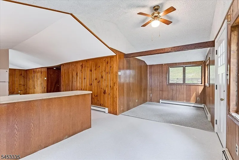 2 bed, 1.0 bath, $2,100 — Photo 4