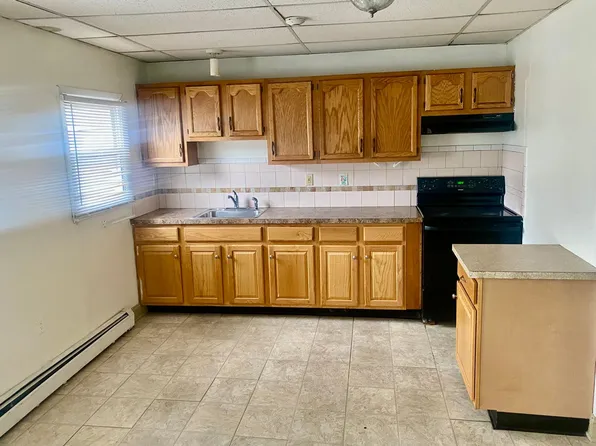 556 Broadway, 556 Broadway APT 1, Bethlehem, PA 18015