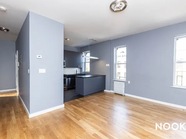 818 Woodward Ave APT 3L, Ridgewood, NY 11385