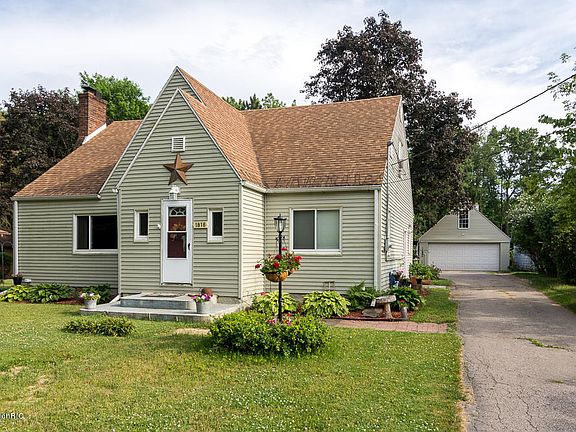 2nd image of 1818 Niles Buchanan Rd