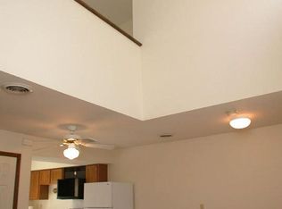 737 E Park St, Carbondale, IL 62901