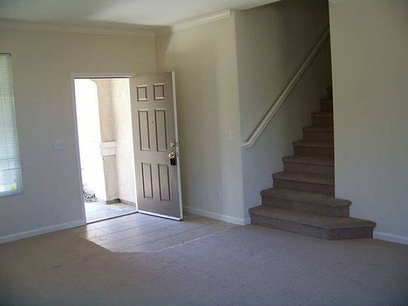 5th image of 239 Havenwood Cir