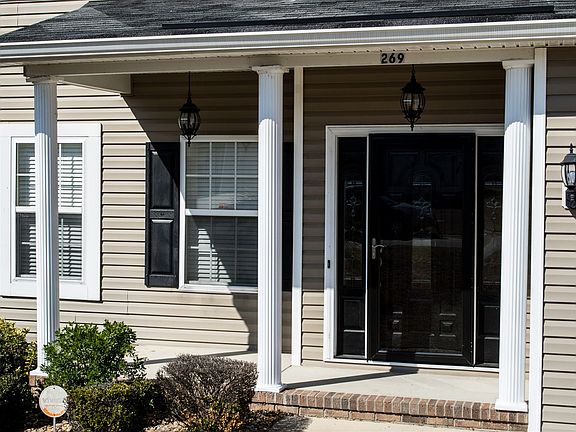 3rd image of 269 Kenmore Park Dr