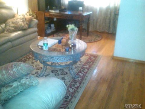 2nd image of 10148 124th St