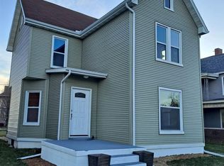 206 W Evergreen St, Elmwood, IL 61529