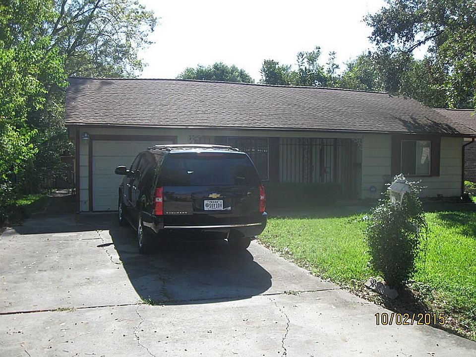1st image of 7023 Sherwood Dr