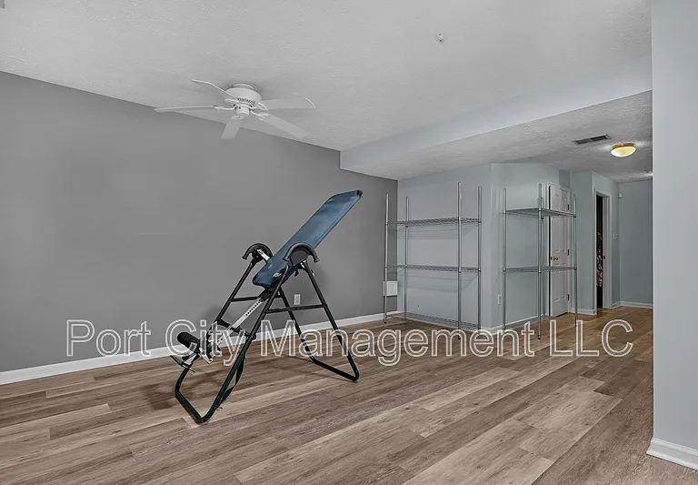 9219 Christo Ct — Photo 18