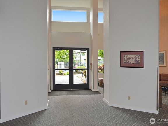 2nd image of 11300 1st Avenue NE #321