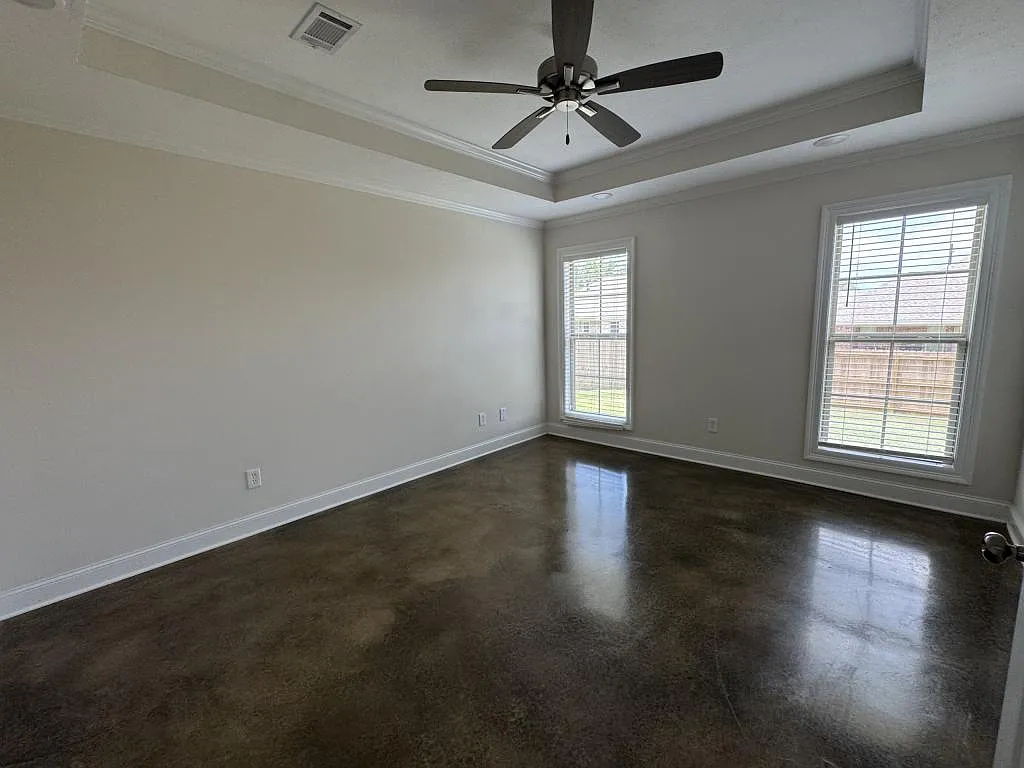 224 Hemingway Cir — Photo 3
