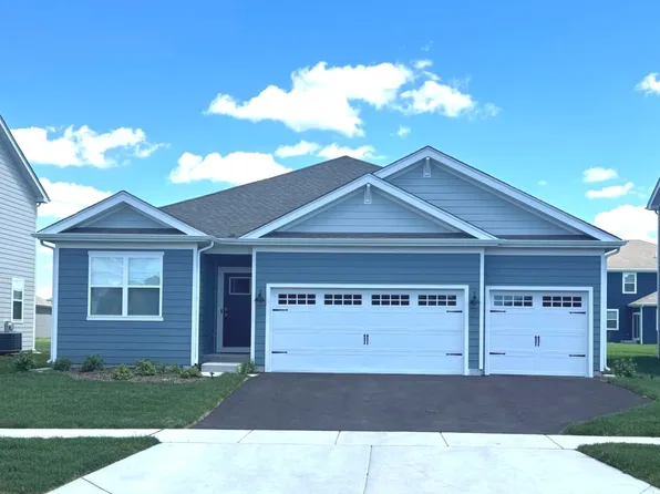 284 Snowdrop Ln, Elgin, IL 60124