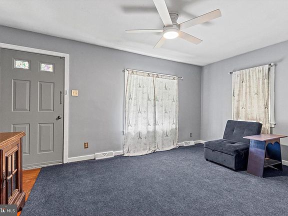 3rd image of 6351 Huntingdon St